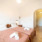 Arianna Ground Floor 1 Apartment *